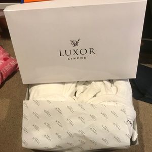 Luxor Linen Bride/Groom bathrobe set